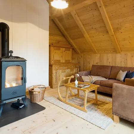 Hotel Almdorf Seinerzeit 4*